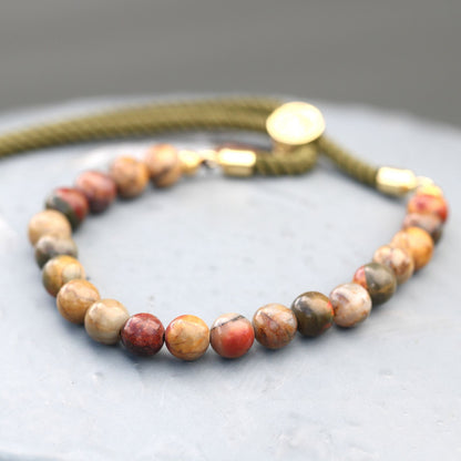 Le Bracelet Exploration Sauvage Jaspe Multicolor & Cordon Vert Olive