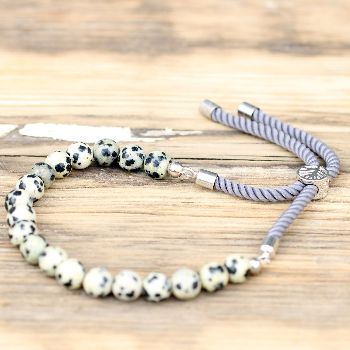 Le Bracelet Équilibre Joueur Jaspe Dalmate & Cordon Gris Perle