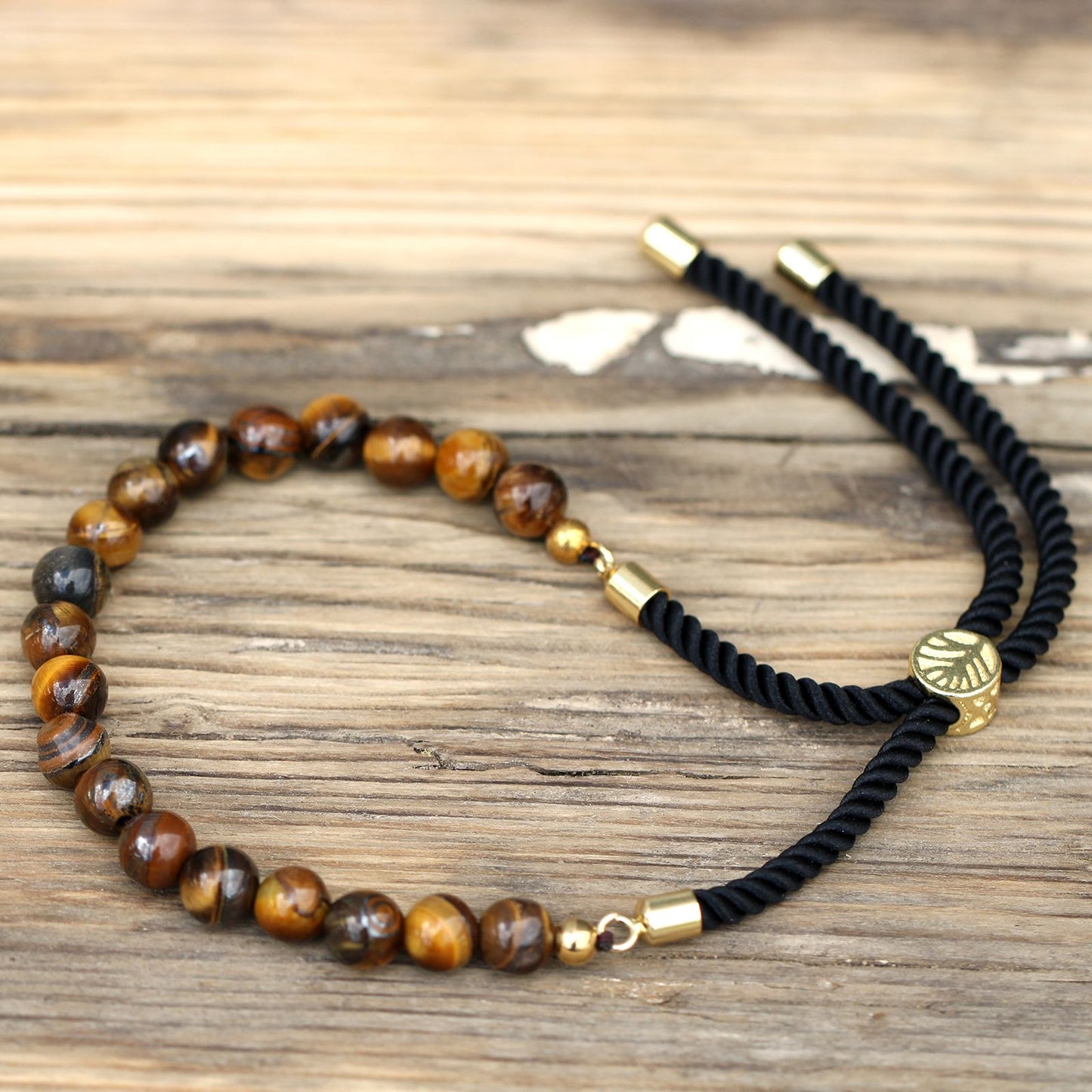 Le Bracelet Regard Protecteur Oeil de Tigre & Cordon Noir
