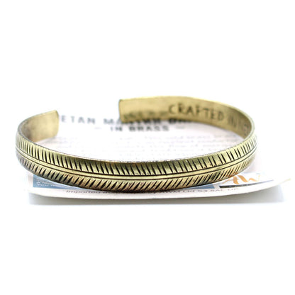 Jonc Tibétain Félicité Laiton Massif Fin Gravé